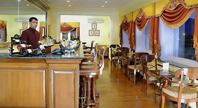 Номер Deluxe The LaLit Grand Palace Srinagar