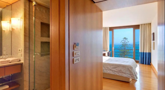Номер Deluxe Цокольный этаж Amphitryon Hotel