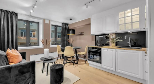Апартаменты 70 Degrees North City Apartments