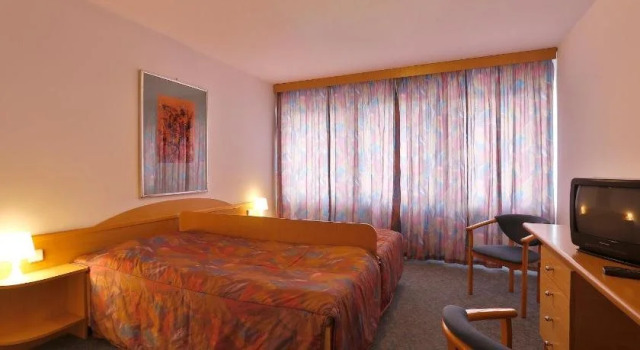 Hostel Minor