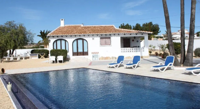 Коттедж Canto De Hada - well furnished villa with panoramic views in Moraira