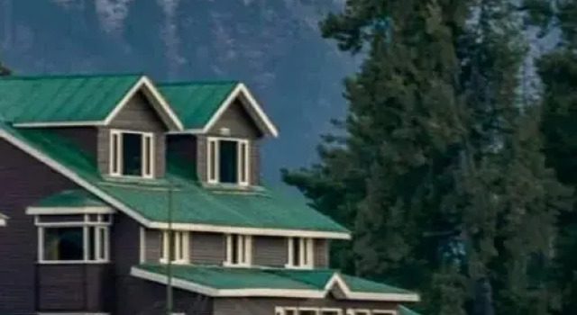 Shaw Resort 11, Забронировать Курортный отель Гульмарг Jammu & Kashmir Ski