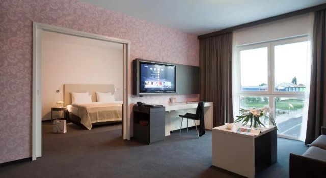 Люкс Hotel City Maribor