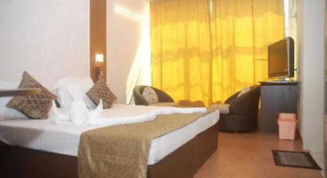 Royal Park Beach Resort, Varaa Lomakeskus 4 tähden hotellit kohteessa Goa, 4*