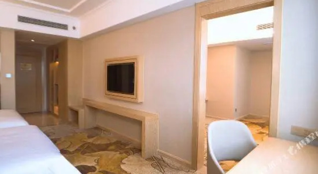 Четырёхместный люкс Executive JI Hotel Chongqing Jiangjin Dingshan Park