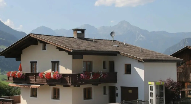 Апартаменты с балконом Apartment with balcony in Hart im Zillertaler