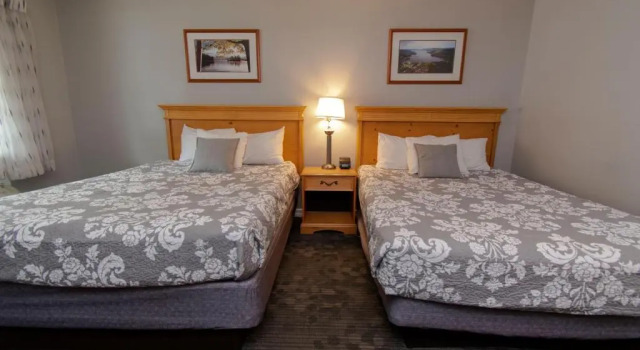 Четырёхместный номер Standard с видом на озеро Marine Village Resort