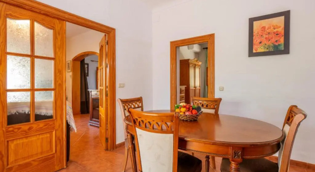 Casa La Encina, Забронировать Отель Отели Алора с парковкой, Парковка