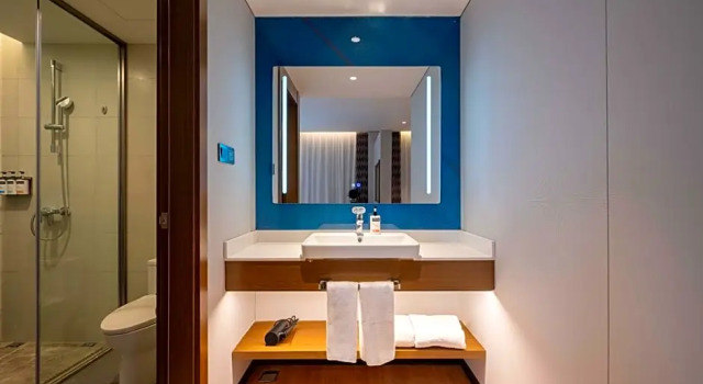 Люкс Holiday Inn Express Shanghai Pujiang Lianhang Road by IHG