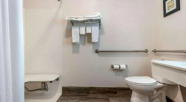 Номер Standard Comfort Inn & Suites Liverpool - Syracuse