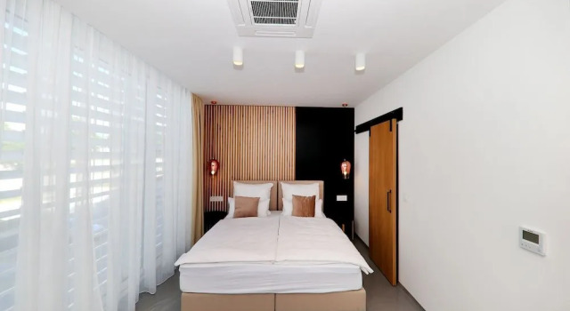 White Rooms Zadar 12, Забронировать Отель Задар Задарская жупания, рядом с Пляж Голден Вейв