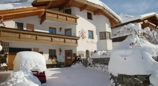 Apart Anna Maria, Prenota Hotel Hotel a Tirolo con parcheggio, Parcheggio