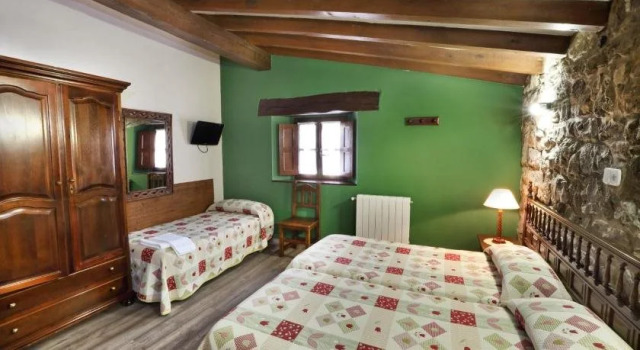 Posada La Solana Santillana del Mar, Забронировать Отель Сантильяна-дель-Мар Cantabria Coast