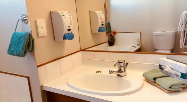 Номер Standard Cascades Lakefront Motel