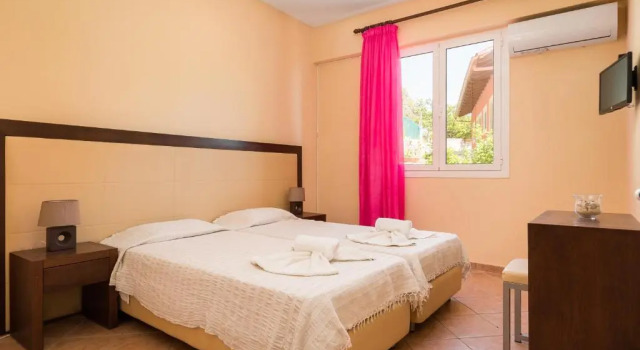 Апартаменты Fouxia Apartments and Studios