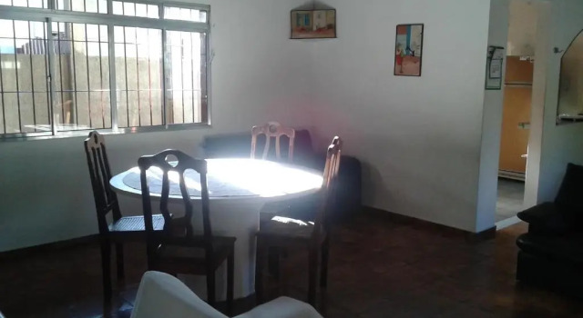 Praia Grande Ubatuba Casa 3 dormitórios 3 vgs., Забронировать Отель Отели Убатуба с парковкой, Парковка