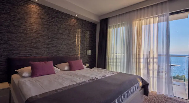 Полулюкс с балконом и seafront Boutique Hotel Life, Sea, Wellness & SPA