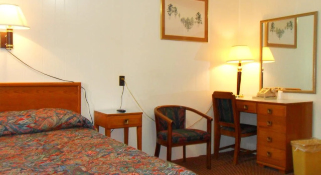 Acorn Motel, Забронировать Мотель Блэк-Маунтин Северная Каролина