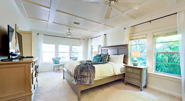 El Cid Tropical Getaway Home 4 Bedrooms 4 Bathrooms Home, Забронировать Дом для отпуска Уэст-Палм-Бич Palm Beach County, рядом с Mar-a-Lago