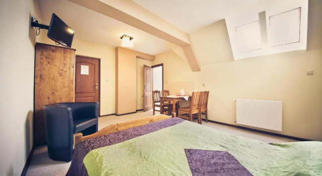 Студия с балконом и с видом на горы Willa w Gliczarowie, Apartament z Aneksem, Jacuzzi z Sauną
