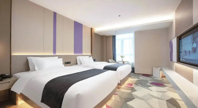 Lavande Hotel (Jinan Shiji Avenue Aotelaisi), Prenota Hotel Hotel a Shandong con parcheggio, Parcheggio