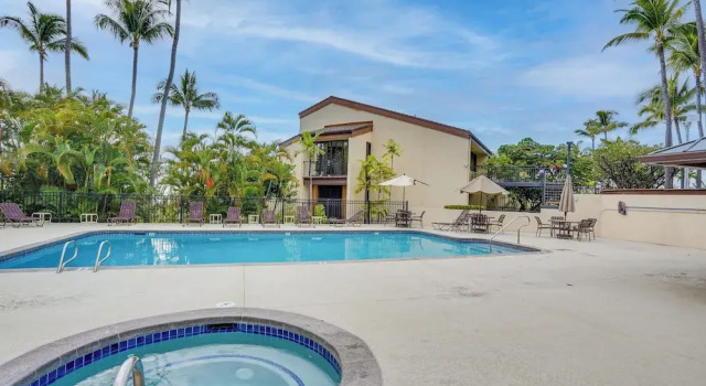Апартаменты с 2 комнатами с балконом Kailua-kona Condo Rental ~ 1/2 Mi to Golf Course!