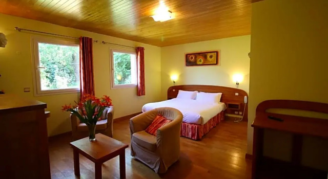 Номер Standard Logis Hôtel-restaurant La Mère Biquette