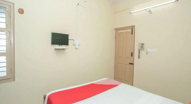 OYO 12776 SV Suites