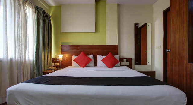 Capital O 75709 Hotel Spring Residency, Забронировать Отель Отели штата Махараштры 3 звезды, 3*