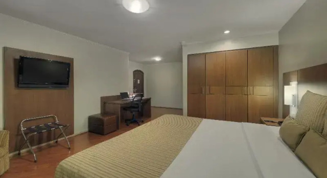 Номер Standard Hotel Deville Curitiba