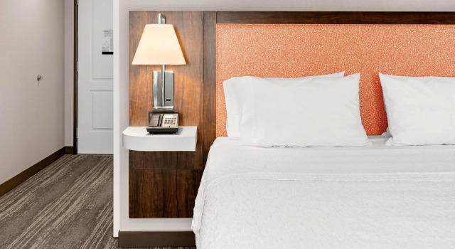 Hampton Inn & Suites Burlington