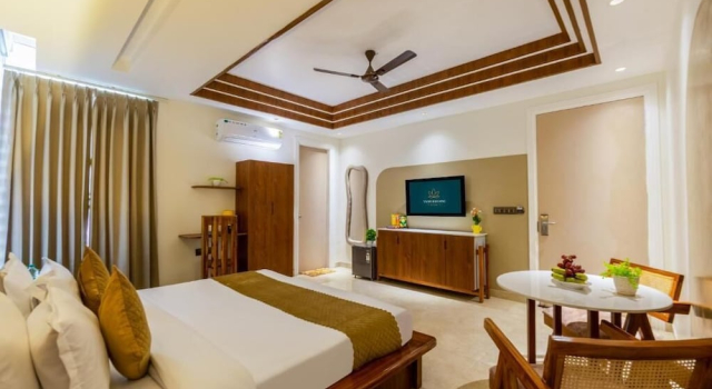 Двухместный номер Standard с балконом Yashobhoomi Stay near Delhi Airport by PMH