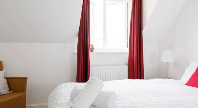 Коттедж Lovely Selsey Apartment With sea Views Sleeps 4