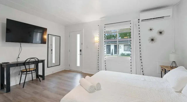 Люкс Chic City Retreat 93B