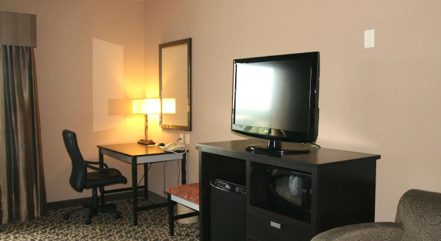 Четырёхместный люкс Hampton Inn & Suites Bay City, TX