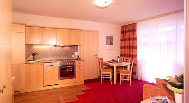 Апартаменты с 2 комнатами с балконом Falkner Appartement Resort