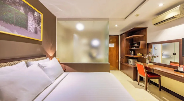 Номер Deluxe The Noble Swan Central Dong Du Hotel