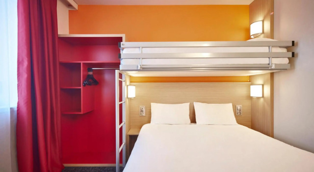 Kyriad ECO - Clermont Ferrand Estaing, Забронировать Отель Клермон-Ферран Пюи-де-Дом