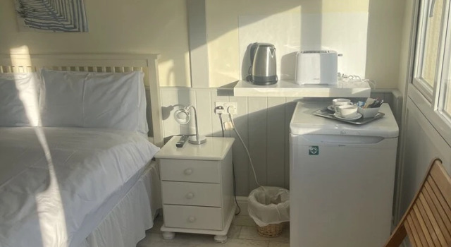 Stunning 8-bed Apartment in Bacton