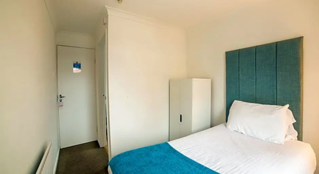 Номер Economy The Douglas Hotel