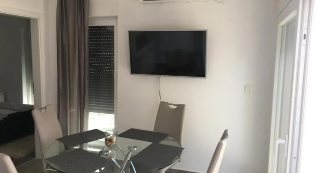 Апартаменты Apartmani Eden Vrsi Mulo