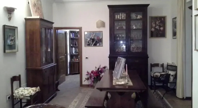Casa Cazzella, Varaa Hotelli Terni Umbria