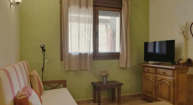Las Aliagas Apartamentos Rurales, Book Apartment Hotels in Aragon with Parking, Parking