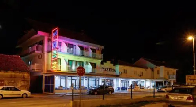 Motel Tri lovca