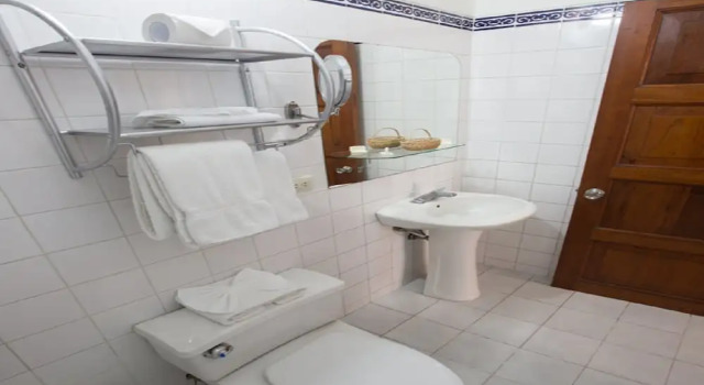 Четырёхместный номер Standard Hotel Nirvana