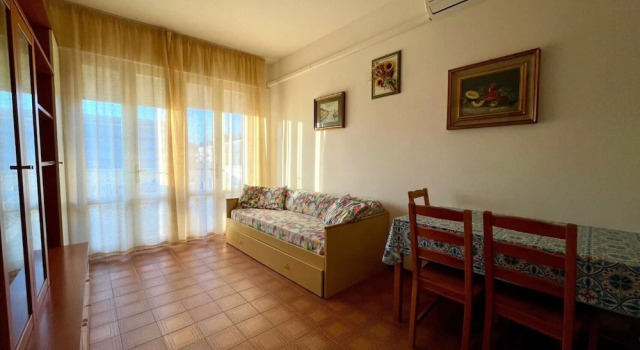 Flat With Beautiful Terrace Close to the sea, Забронировать Отель Каорле Линьяно-Ривьера