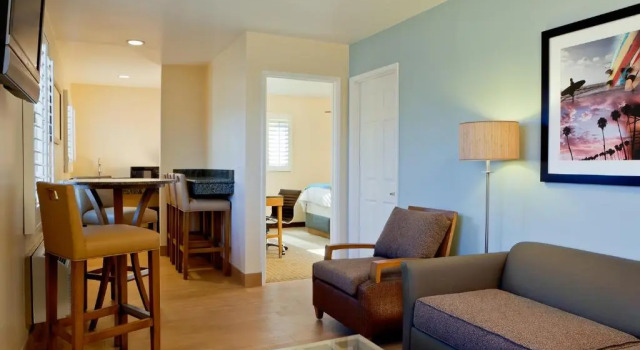 Двухместный люкс PB Surf Beachside Inn