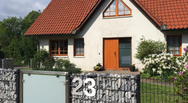 Ferienwohnung Störblick Schwerin, Забронировать Отель Шверин Schweriner See, рядом с Badestelle Reppiner Burg