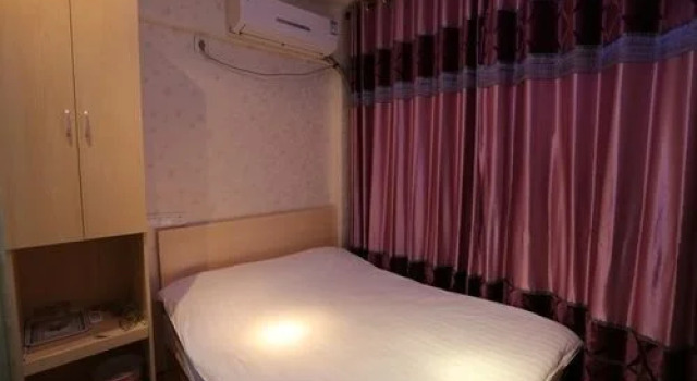 Kunshan Zhouzhuang Zhenzhen Inn, Book Hotel Hoteller i Suzhou med parkering, Parkering