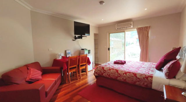 Люкс Executive Angelas Beach Stays